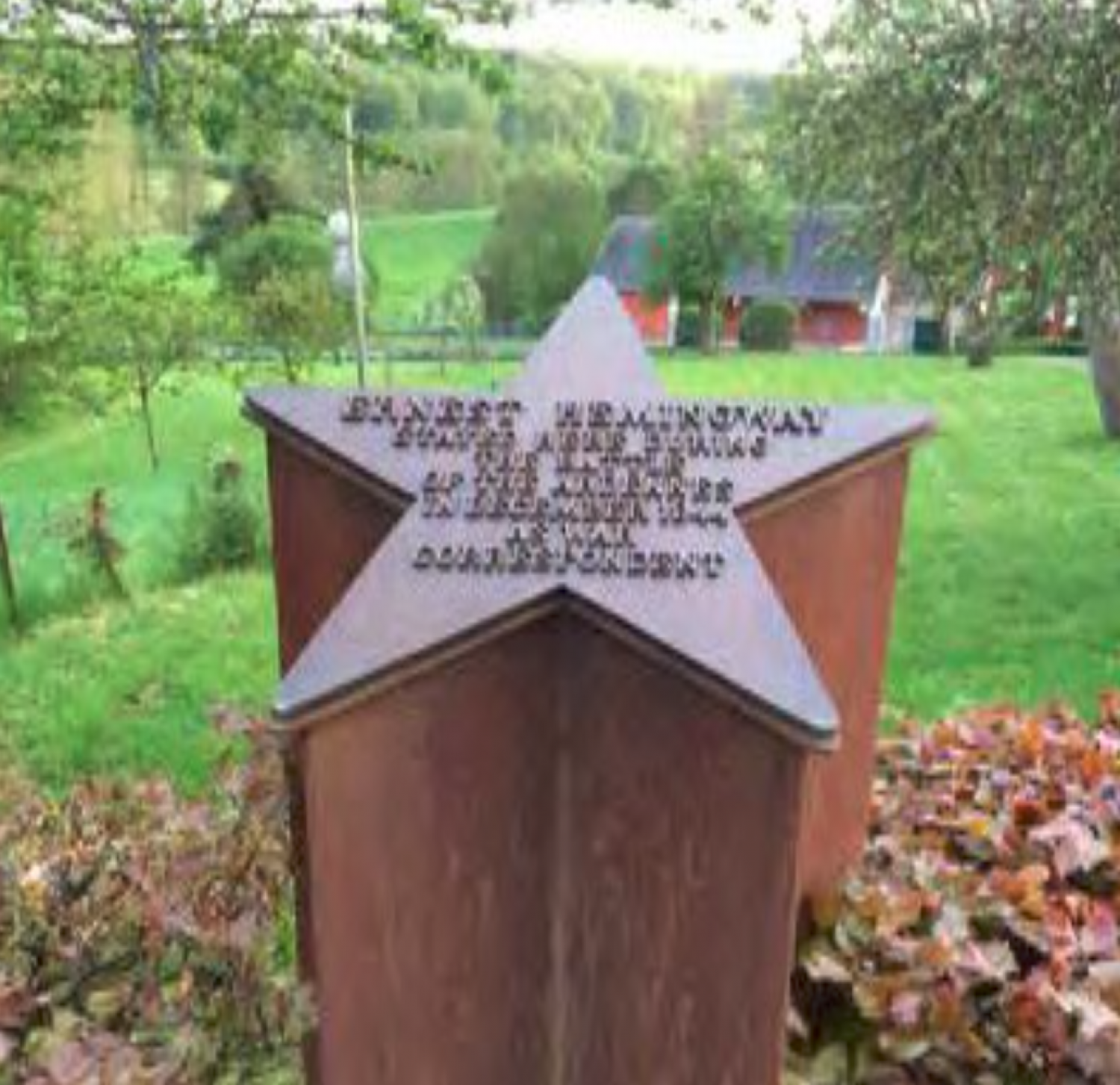 Historische Stätte: Stèle Heminway